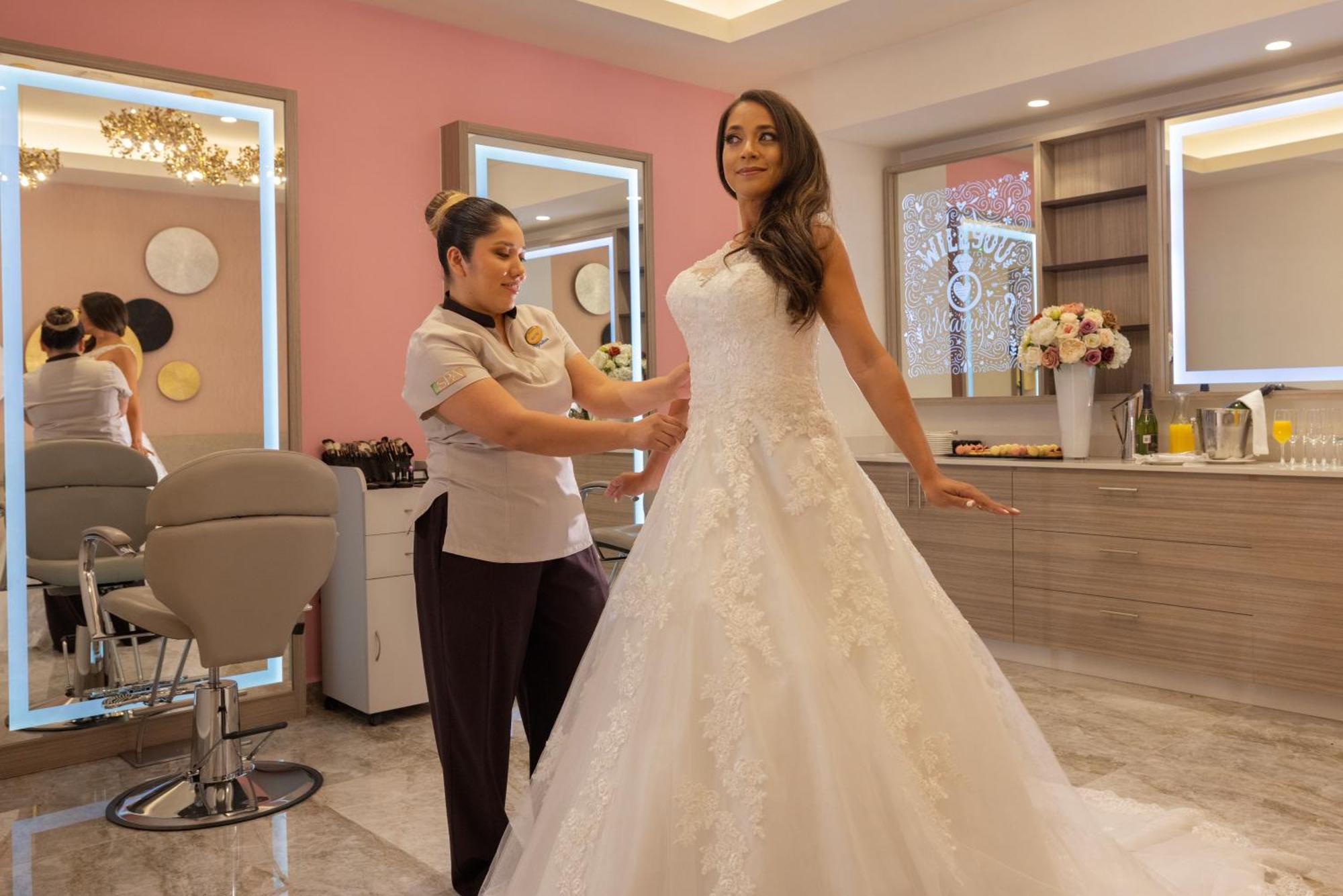פוארטו מורלוס Royalton Splash Riviera Cancun, An Autograph Collection All-Inclusive Resort מראה חיצוני תמונה